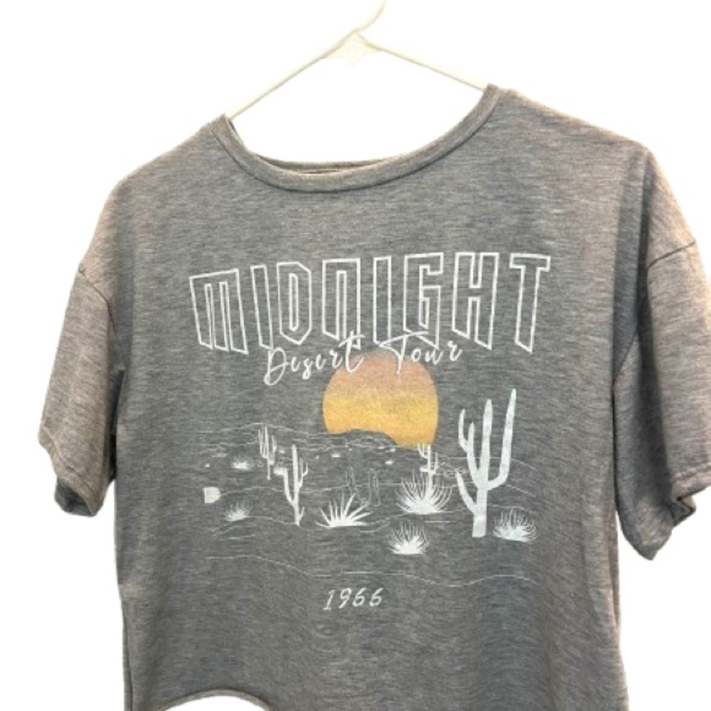 Gray Midnight Desert Tour Crop Top